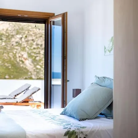 Bella. Tranquil, Exclusive, 4 Bed, Sea Views *