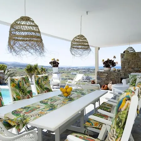 Villa Bella. Tranquil, Exclusive, 4 Bed, Sea Views *
