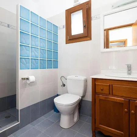 Bella. Tranquil, Exclusive, 4 Bed, Sea Views Naxos City