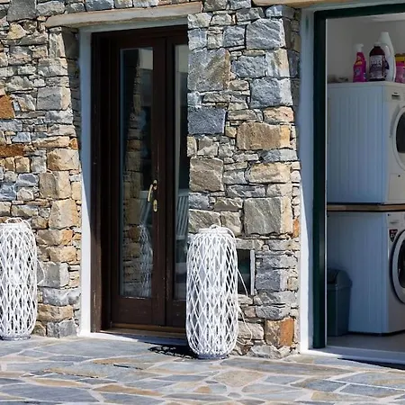 Bella. Tranquil, Exclusive, 4 Bed, Sea Views Villa Naxos City