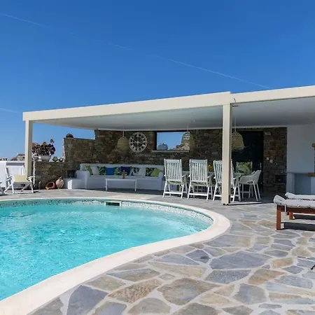 Villa Bella. Tranquil, Exclusive, 4 Bed, Sea Views Naxos City